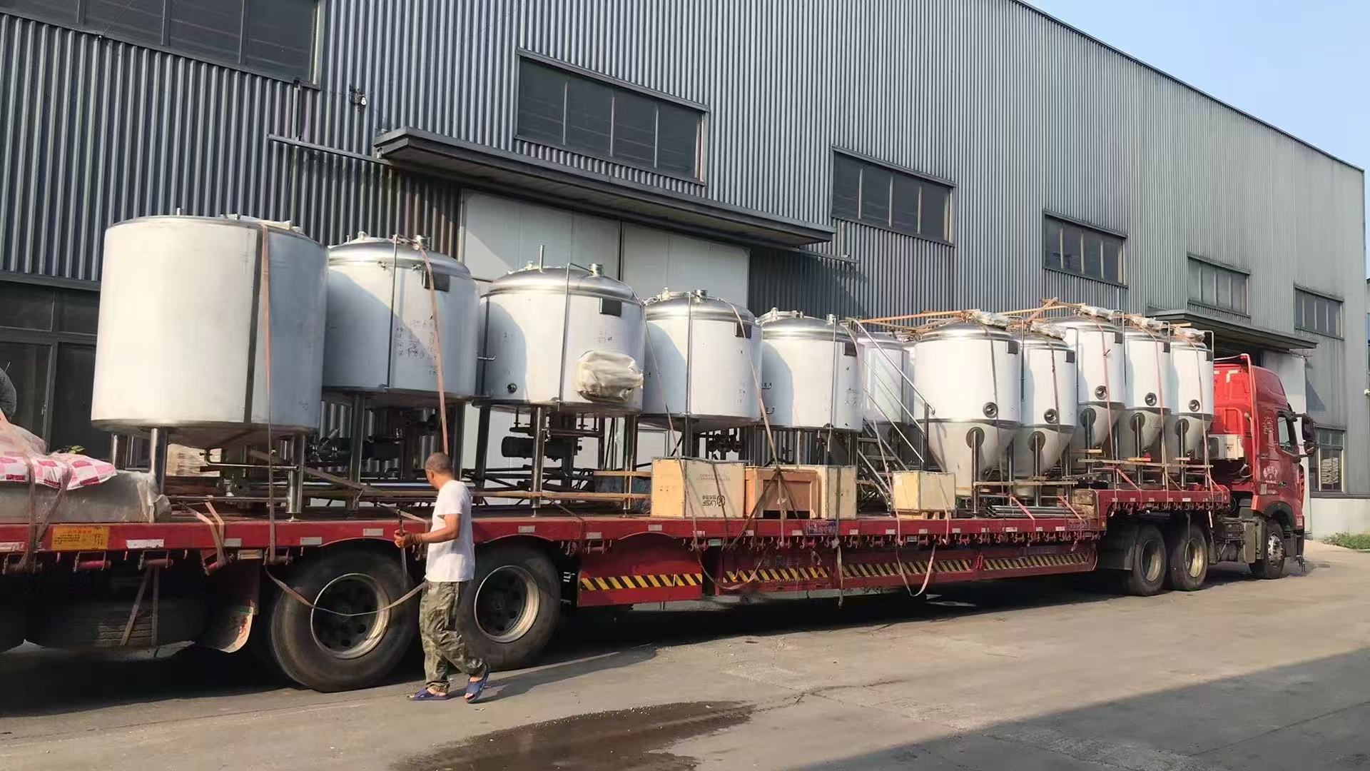 遂宁精酿啤酒设备厂—精酿啤酒设备制造：传承工艺与创新科技的交融